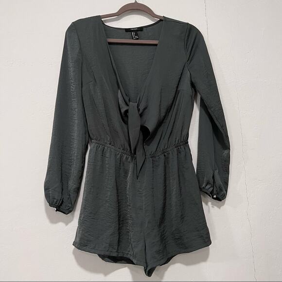 Forever 21 Romper Small - Picture 2 of 6